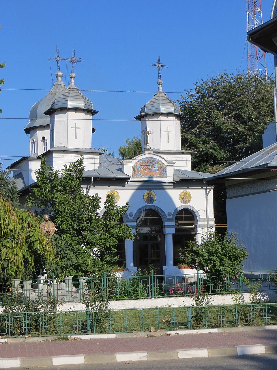 Biserica „Adormirea Maicii Domnului”