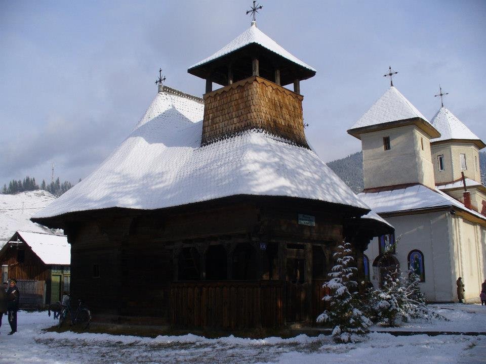 Biserica de lemn din Broșteni, Suceava