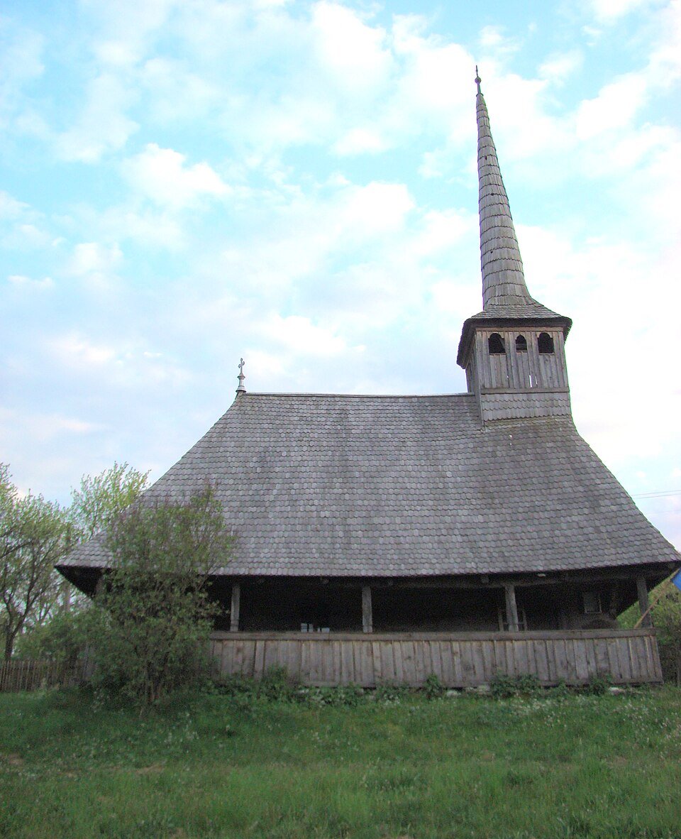 Biserica de lemn din Cremenea