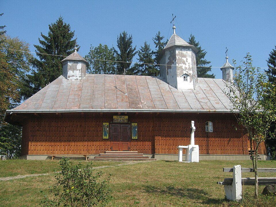 Biserica de lemn din Dărmănești, Suceava
