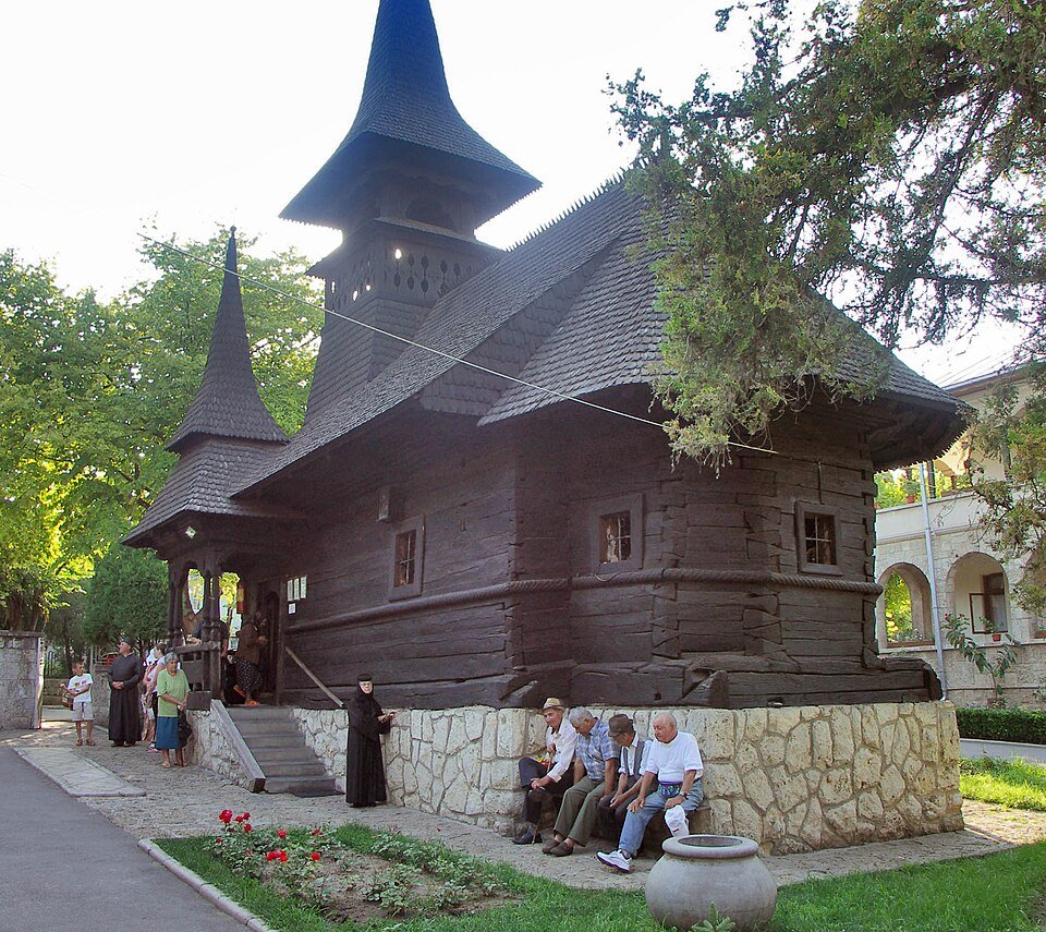 Biserica de lemn din Maiorești