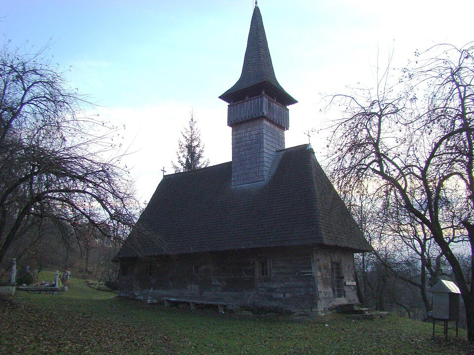 Biserica de lemn din Mănăstirea, Maramureș