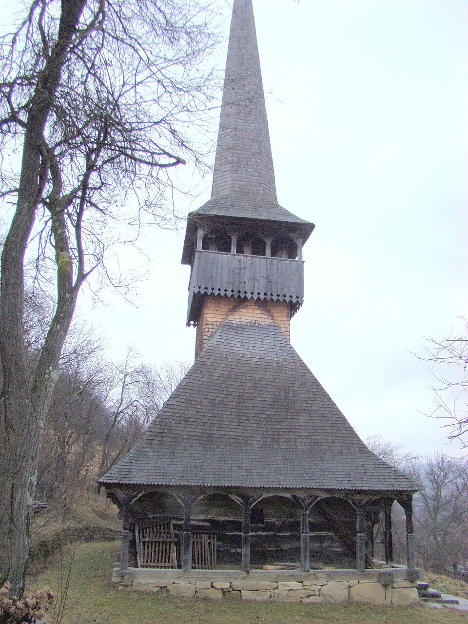 Biserica de lemn din Voivodeni