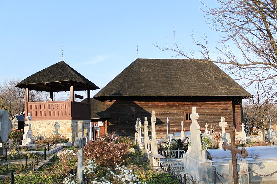 Biserica de lemn Schimbarea la Față din Piatra Neamț