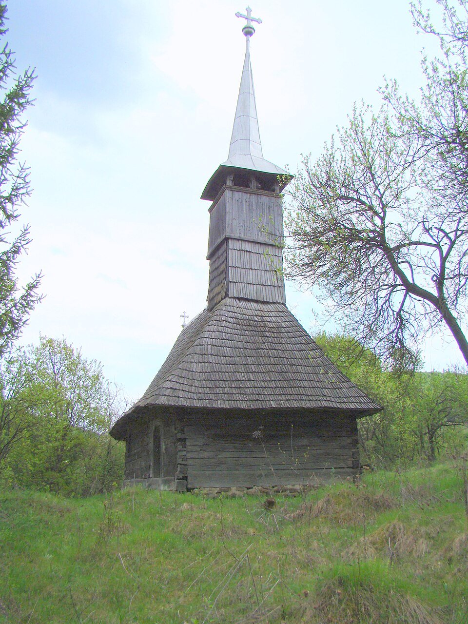 Biserica de lemn Sf. Arhangheli din Boiereni