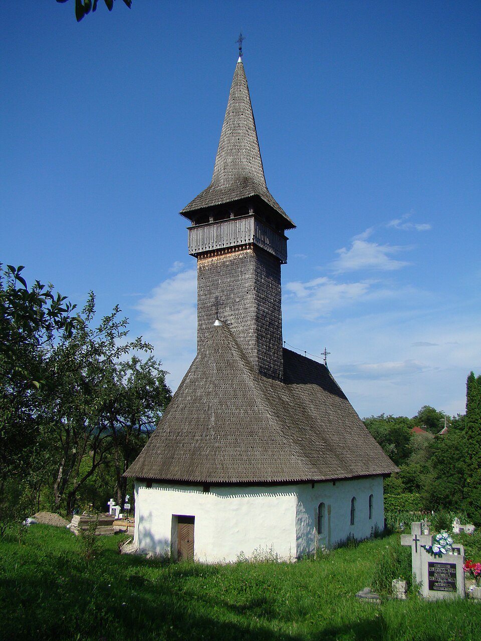 Biserica ortodoxă „Sfinții Arhangheli Mihail și Gavril” din Coaș
