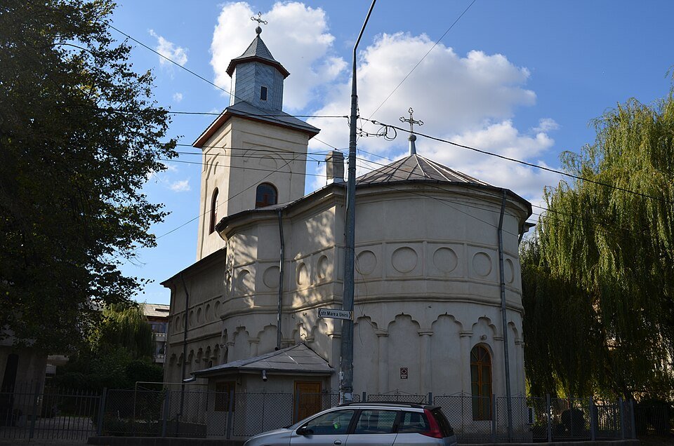 Biserica Proorocul Samuil, fosta mănăstire Roman
