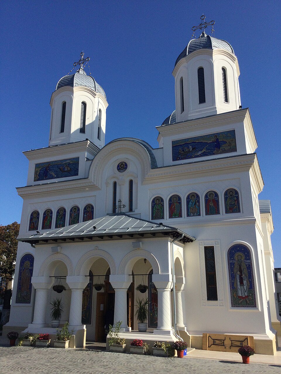 Biserica „Sf. Gheorghe”