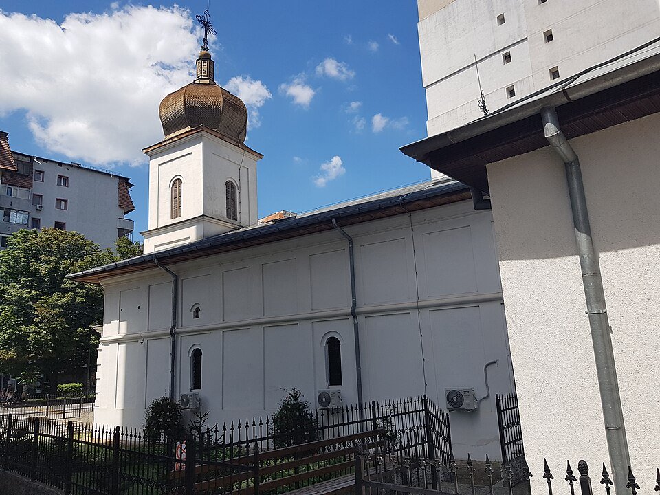 Biserica „Sf. Împărați Constantin și Elena”