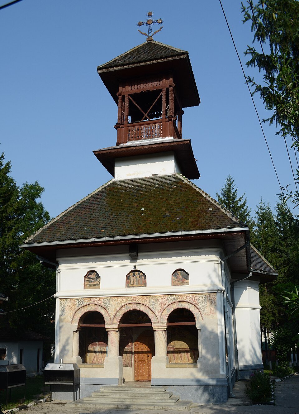 Biserica „Sf. Trei Ierarhi”
