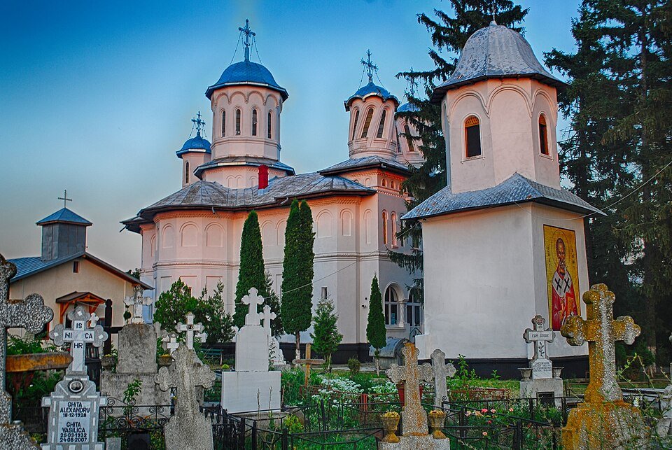 Biserica „Sf. Voievozi” din Lipia
