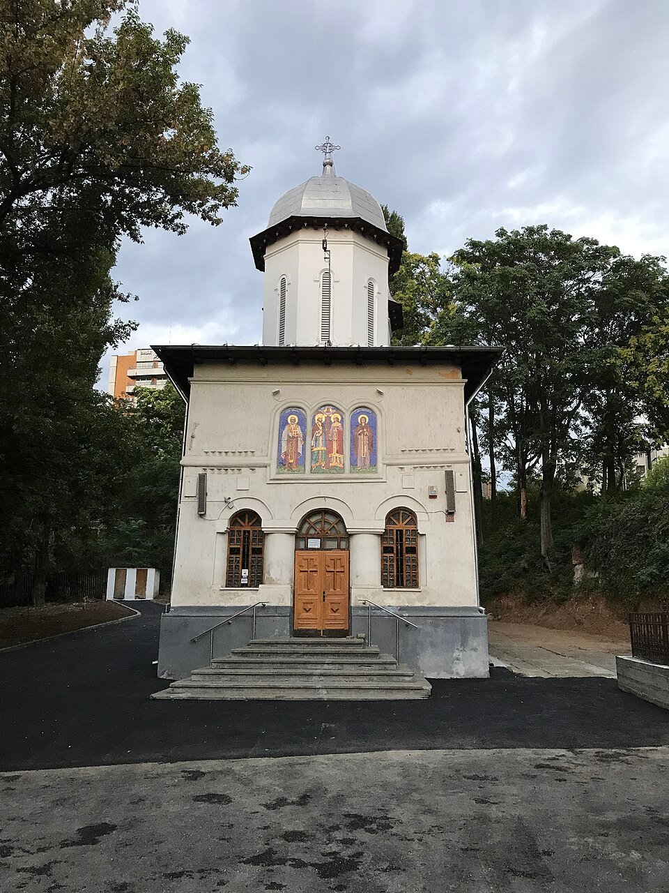 Biserica „Sfinții Împărați” din Slatina