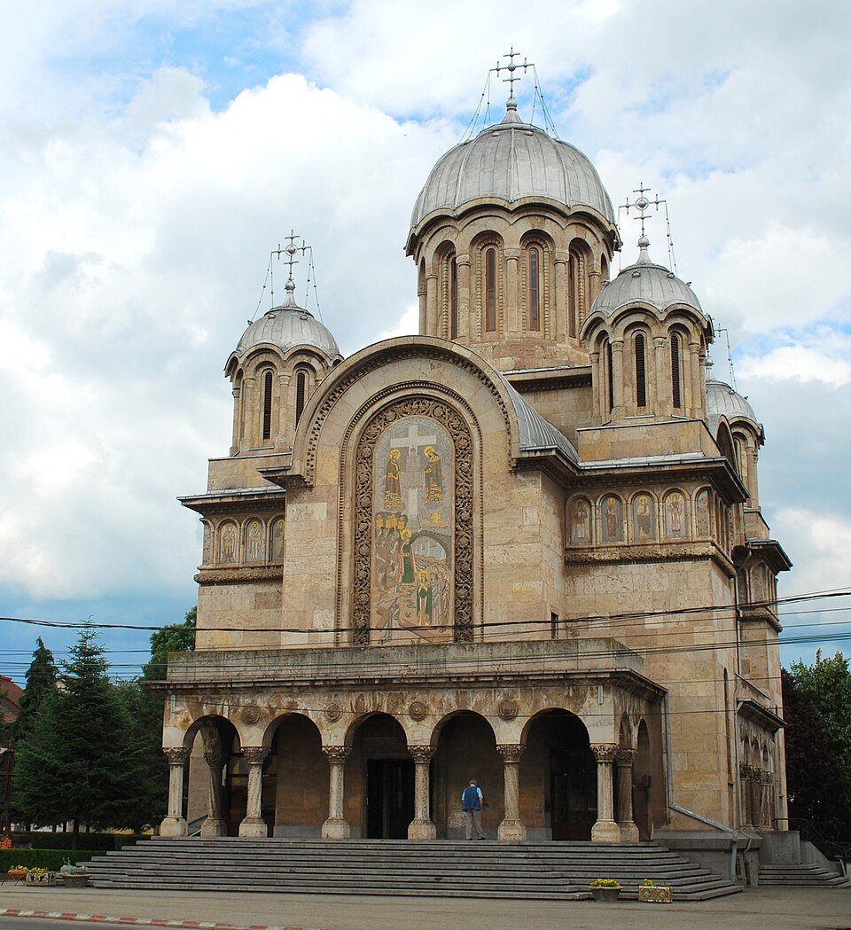 Catedrala „Sf. Împărați Constantin și Elena” din Hunedoara