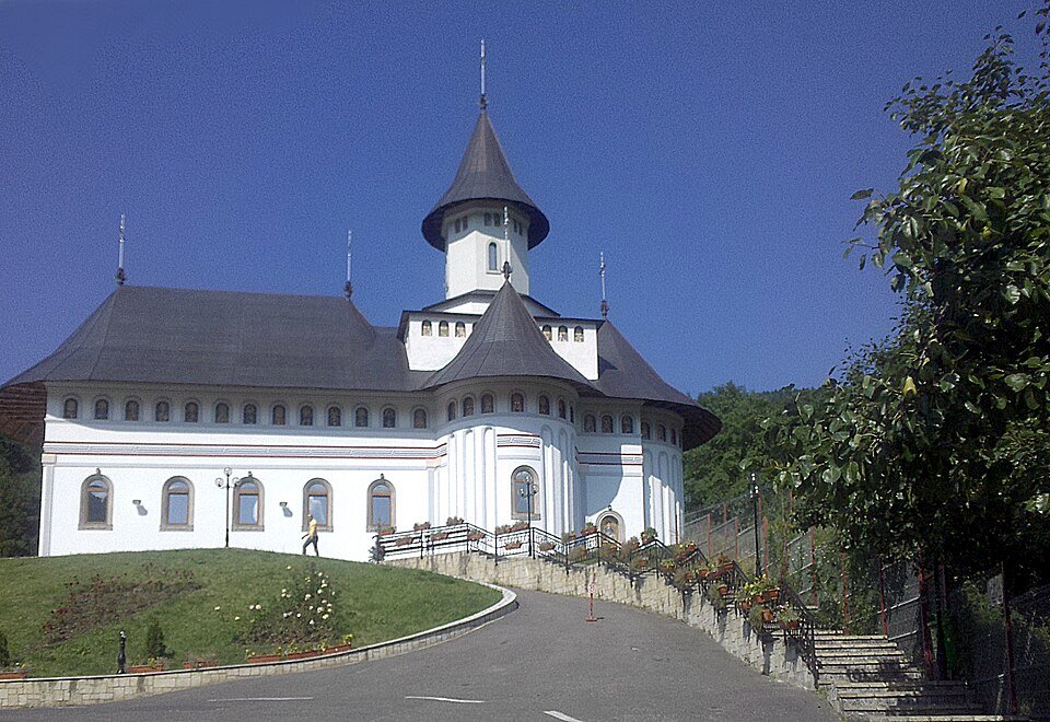 Mănăstirea Pângărați